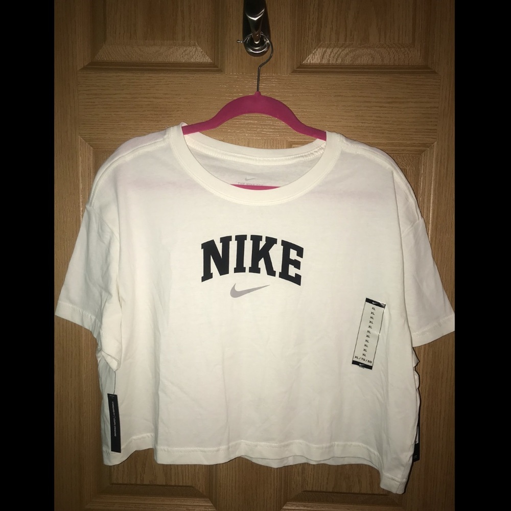 Nike Tee✔️